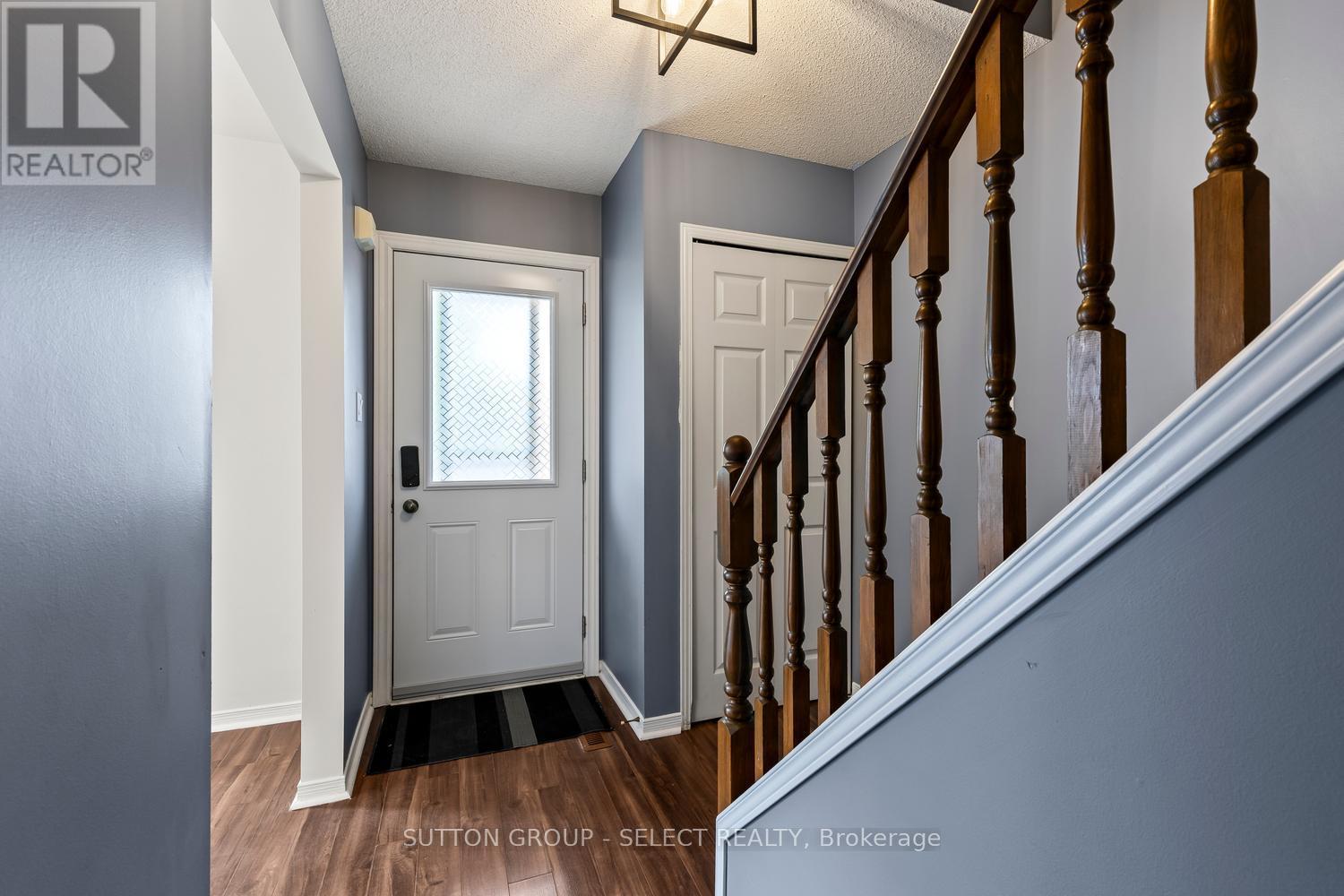 16 - 20 Kernohan Parkway, London South, Ontario  N6J 4Y3 - Photo 4 - X13172074