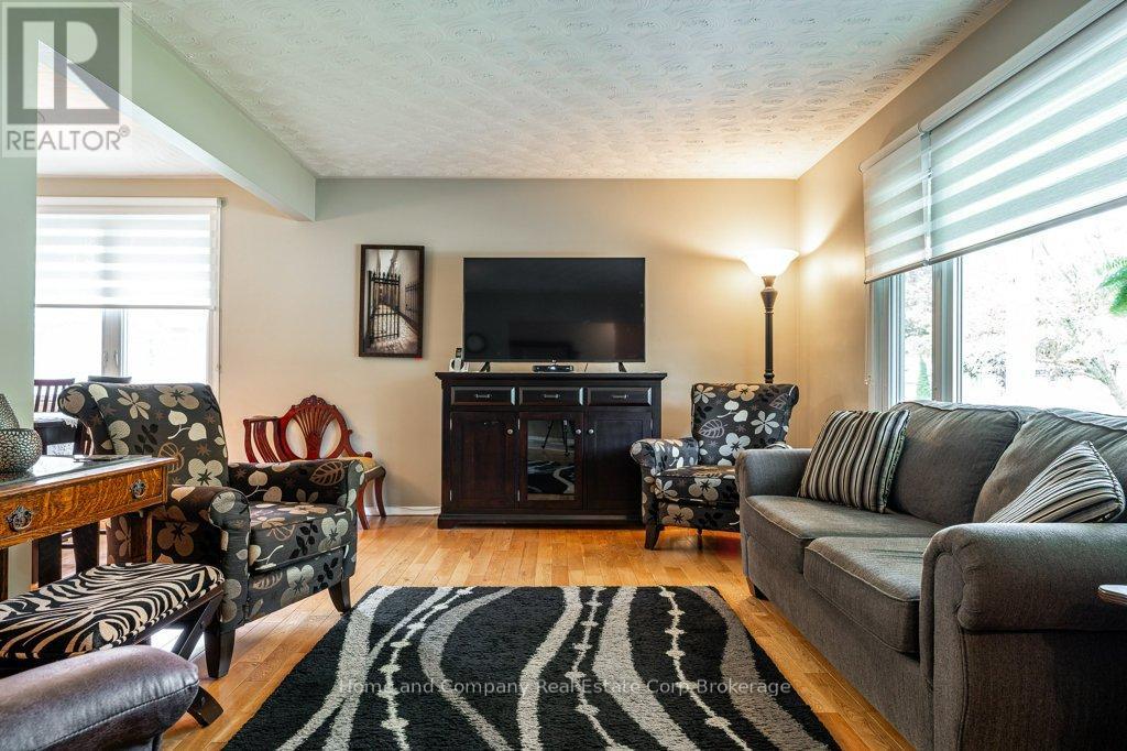 271 Devon Street, Stratford, Ontario  N5A 3A1 - Photo 4 - X13171984