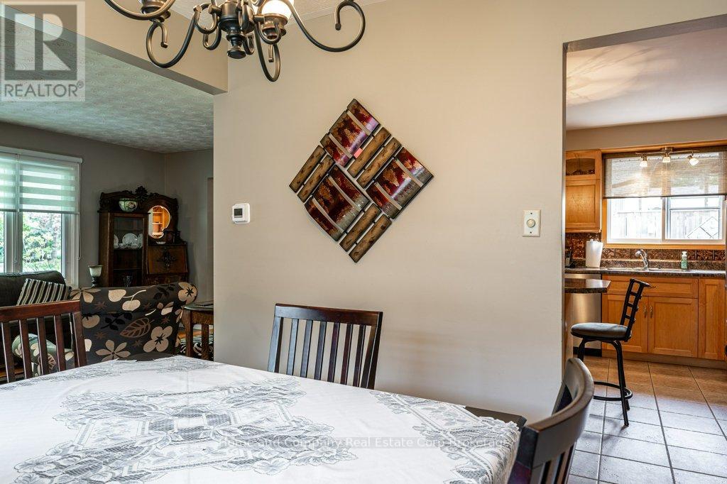 271 Devon Street, Stratford, Ontario  N5A 3A1 - Photo 7 - X13171984