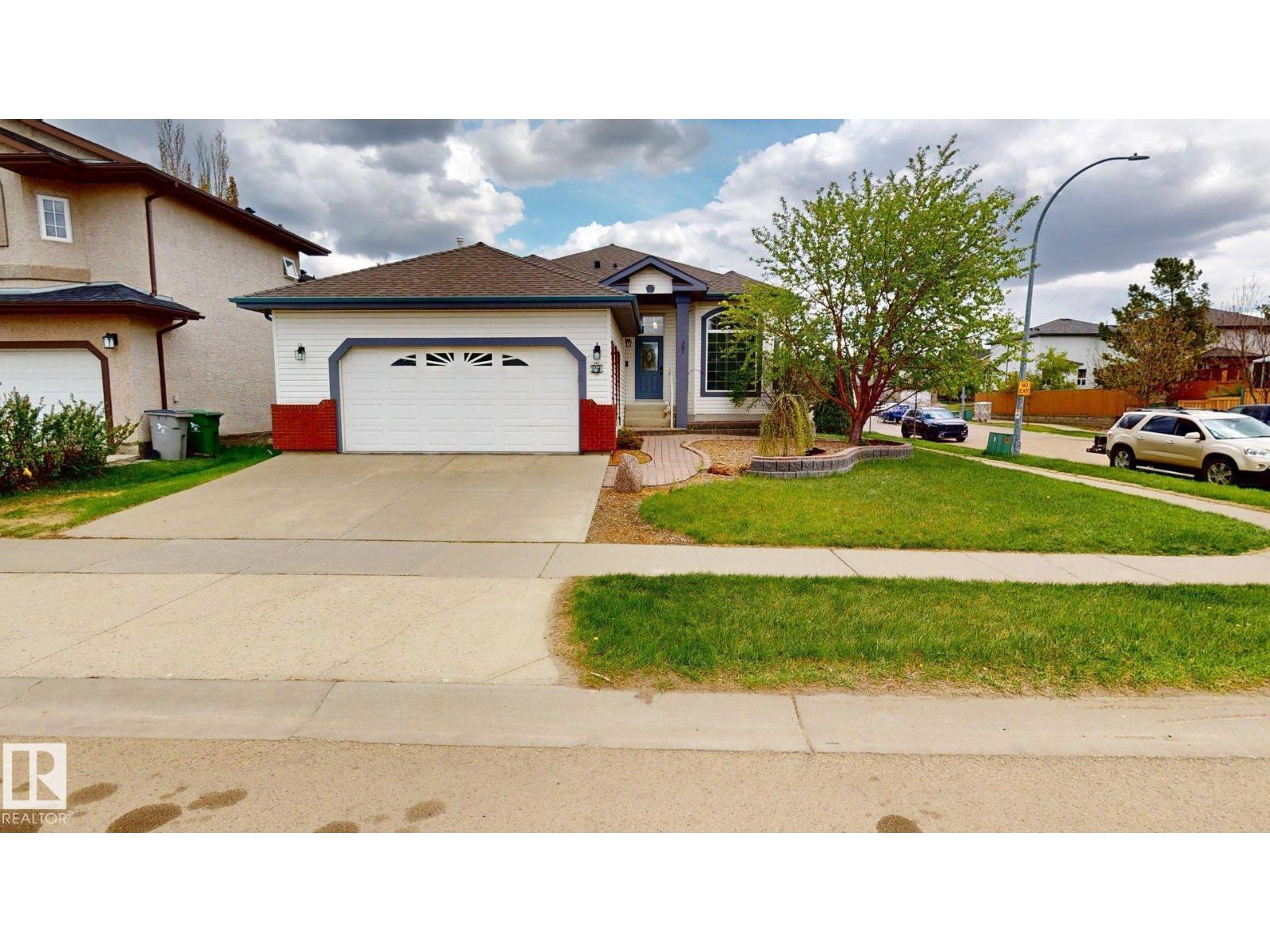 29 Rue Bouchard, Beaumont, Alberta  T4X 1R5 - Photo 1 - E4489865