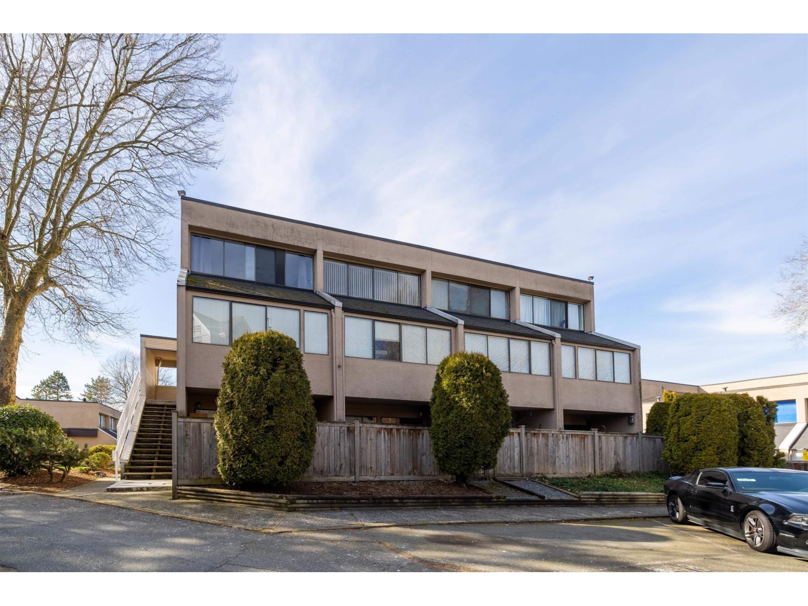 74 17712 60 Avenue, Surrey, British Columbia  V3S 1V2 - Photo 1 - R3126905