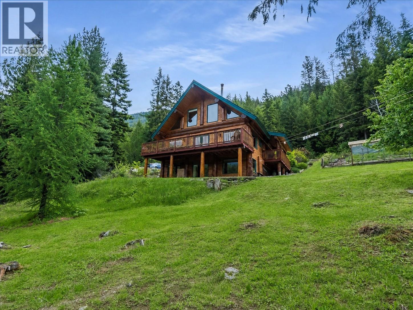 1990 6 Highway, Crescent Valley, British Columbia  V0G 1H0 - Photo 47 - 10388513
