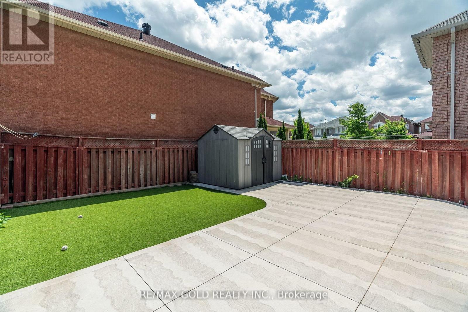51 Tigerlily Place, Brampton, Ontario  L6R 2C8 - Photo 37 - W12992936