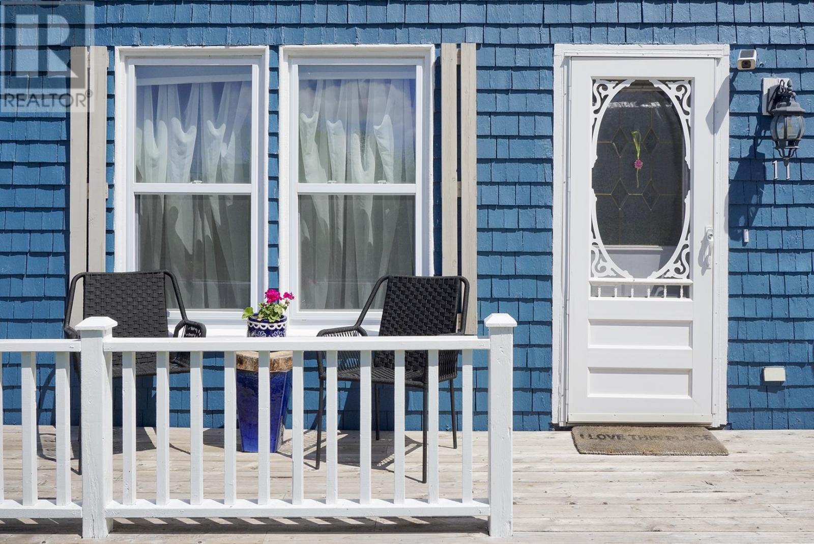 11 Locust Street, Montague, Prince Edward Island  C0A 1R0 - Photo 4 - 202612111