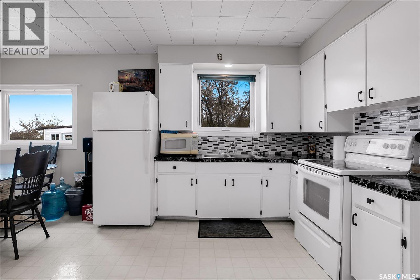 406 Railway Avenue, Alvena, Saskatchewan  S0K 0A0 - Photo 8 - SK037052