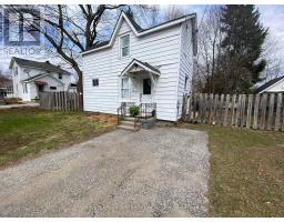 630 FIRST STREET S, Gravenhurst, Ontario