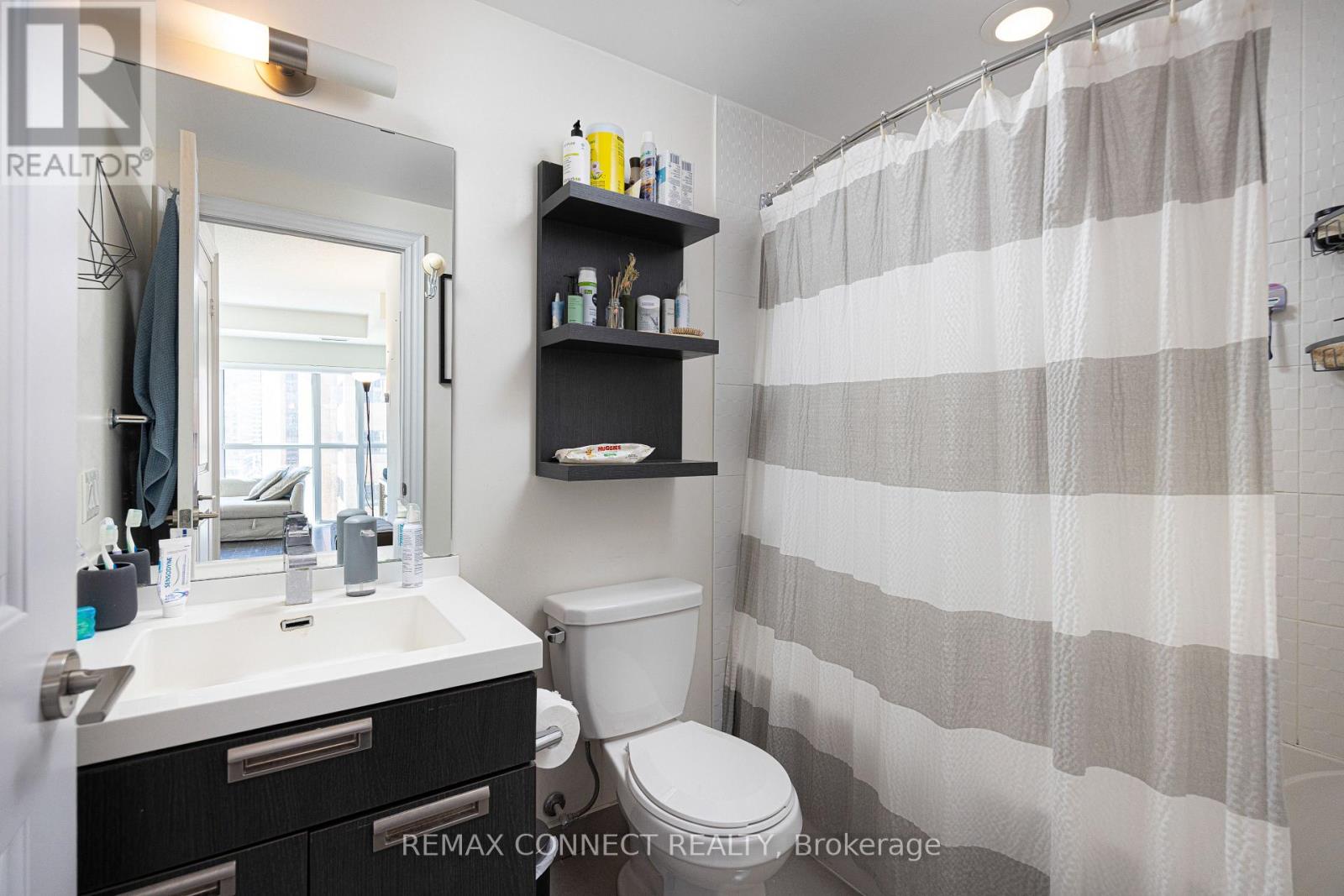 1012 - 28 Ted Rogers Way, Toronto, Ontario  M4Y 2J4 - Photo 19 - C13171882
