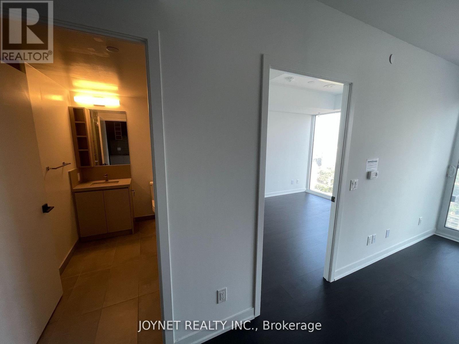 2216 - 319 Jarvis Street, Toronto, Ontario  M5B 0C8 - Photo 4 - C13171940