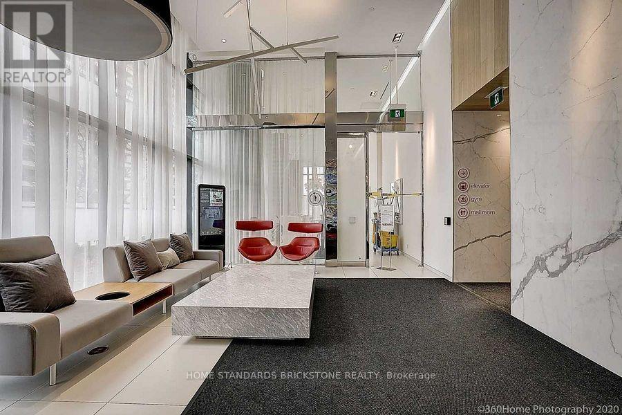 2011 - 185 Roehampton Avenue, Toronto, Ontario  M4P 0C6 - Photo 12 - C13171956