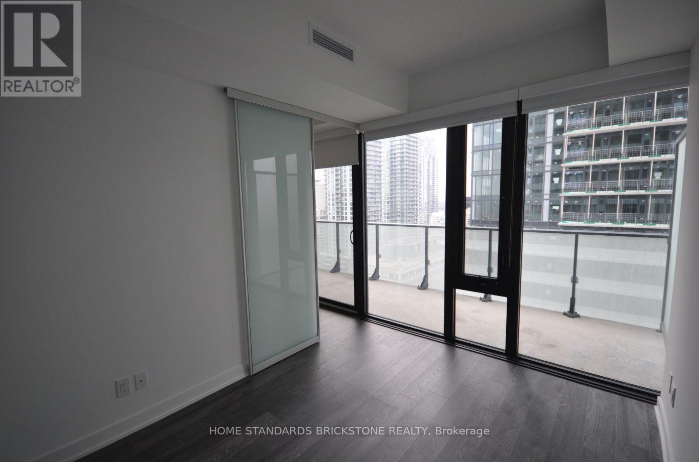 2011 - 185 Roehampton Avenue, Toronto, Ontario  M4P 0C6 - Photo 7 - C13171956