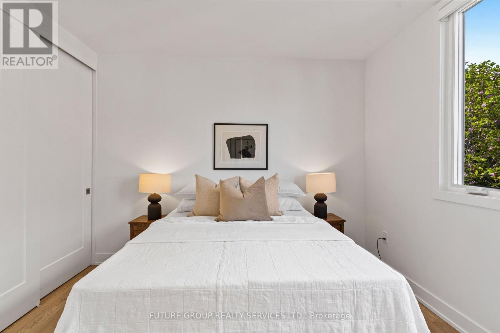 Unit 5 - 86 Kenwood Avenue, Toronto, Ontario  M6C 2S2 - Photo 34 - C13172032