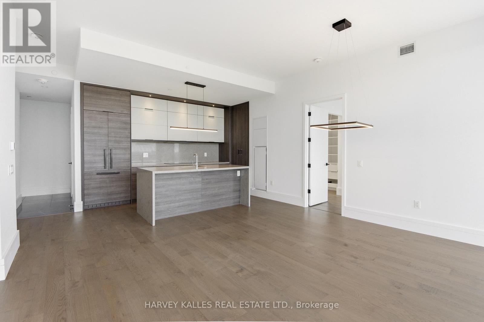 1602 - 215 Lonsdale Road, Toronto, Ontario  M4V 1W7 - Photo 5 - C13172062