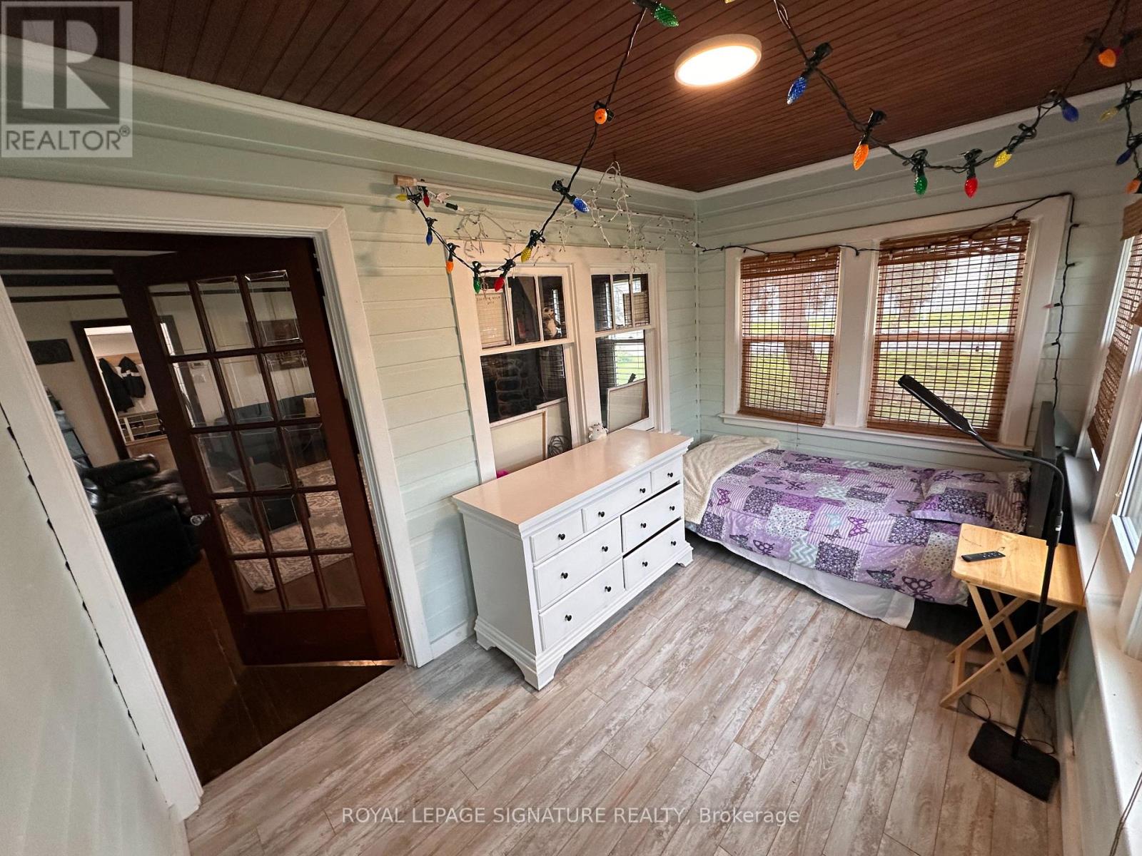 663 Liverpool Road, Pickering, Ontario  L1W 1R5 - Photo 2 - E13172112