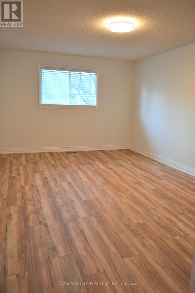 Main Floor - 14 Simmons Crescent, Aurora, Ontario  L4G 6B4 - Photo 23 - N13167602