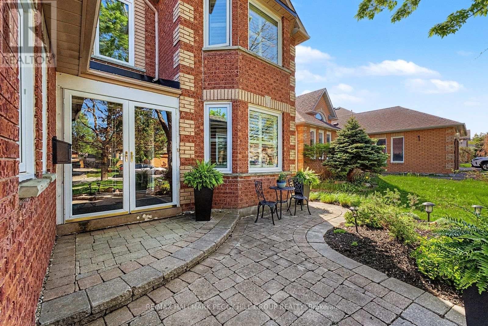 87 Cityview Circle, Barrie (Holly), Ontario  L4N 7V1 - Photo 27 - S13172024