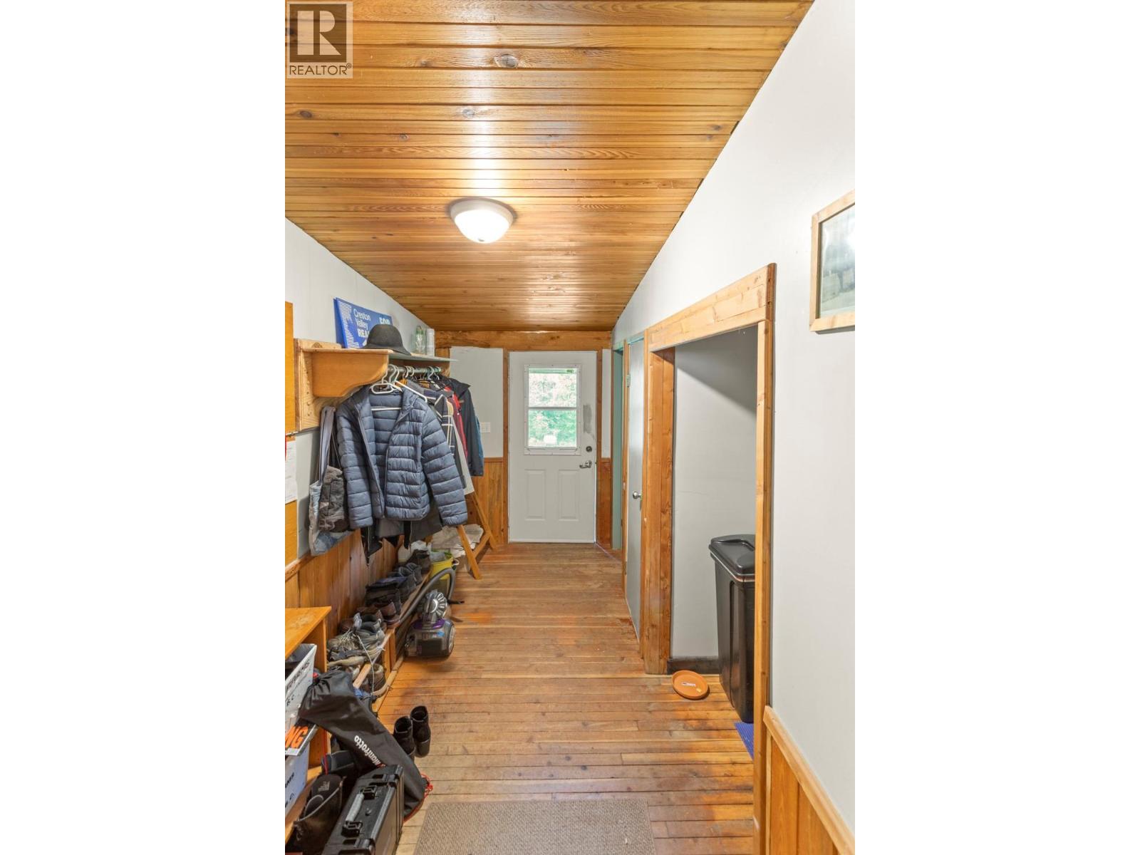 7046 Highway 3, Kitchener, British Columbia V0B 1W1 - Photo 18 - 10387783