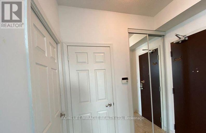 3909 - 208 Enfield Place, Mississauga, Ontario  L5B 0B8 - Photo 16 - W13171896