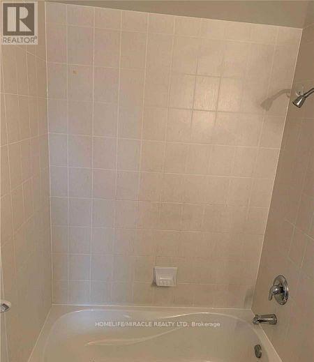 3909 - 208 Enfield Place, Mississauga, Ontario  L5B 0B8 - Photo 18 - W13171896