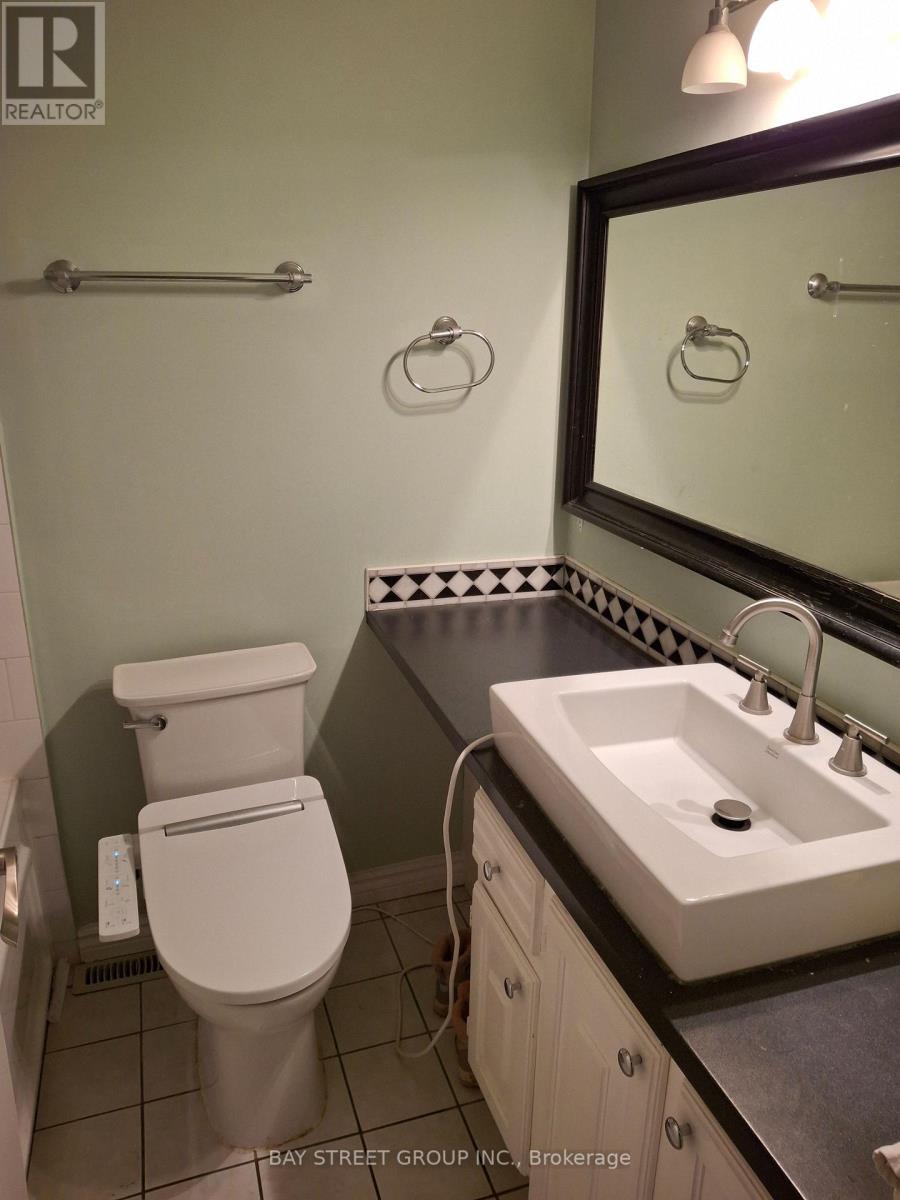 127 - 2120 Rathburn Road E, Mississauga, Ontario  L4W 2S8 - Photo 11 - W13171910