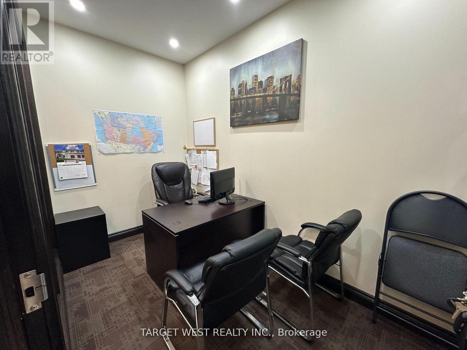 13 - 680 Rexdale Boulevard, Toronto, Ontario  M9W 0B5 - Photo 2 - W13171952