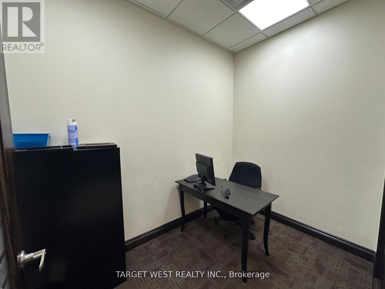 13 - 680 Rexdale Boulevard, Toronto, Ontario  M9W 0B5 - Photo 3 - W13171952
