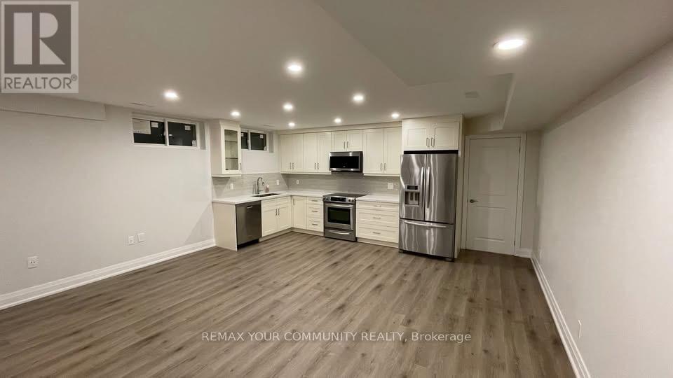 Lower - 5 Raymore Drive, Toronto, Ontario  M9P 1W6 - Photo 3 - W13172022