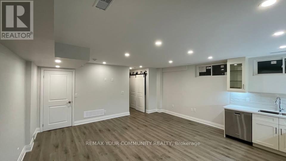 Lower - 5 Raymore Drive, Toronto, Ontario  M9P 1W6 - Photo 6 - W13172022