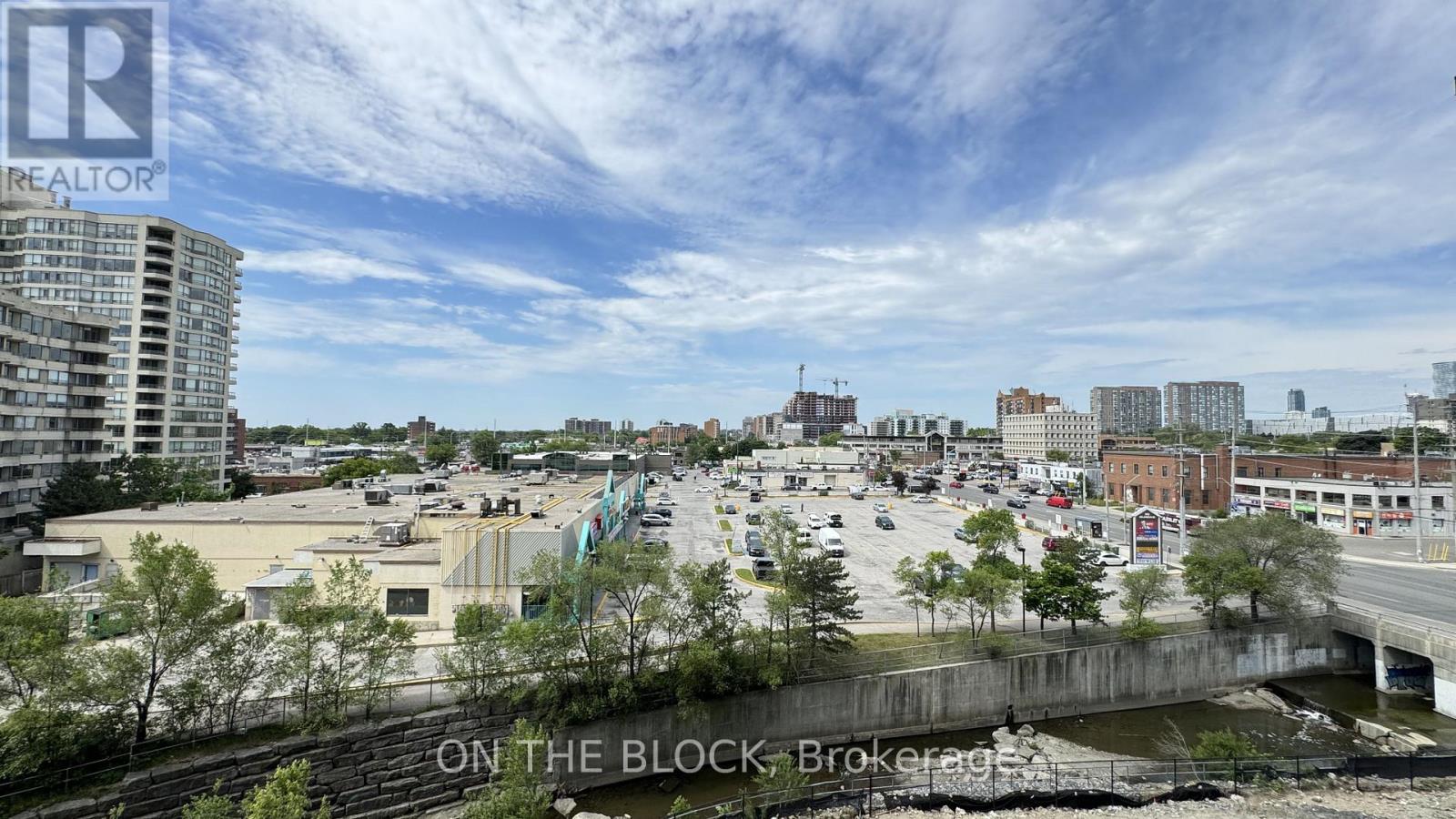 423 - 86 Dundas Street E, Mississauga, Ontario  L5A 1W4 - Photo 15 - W13172066