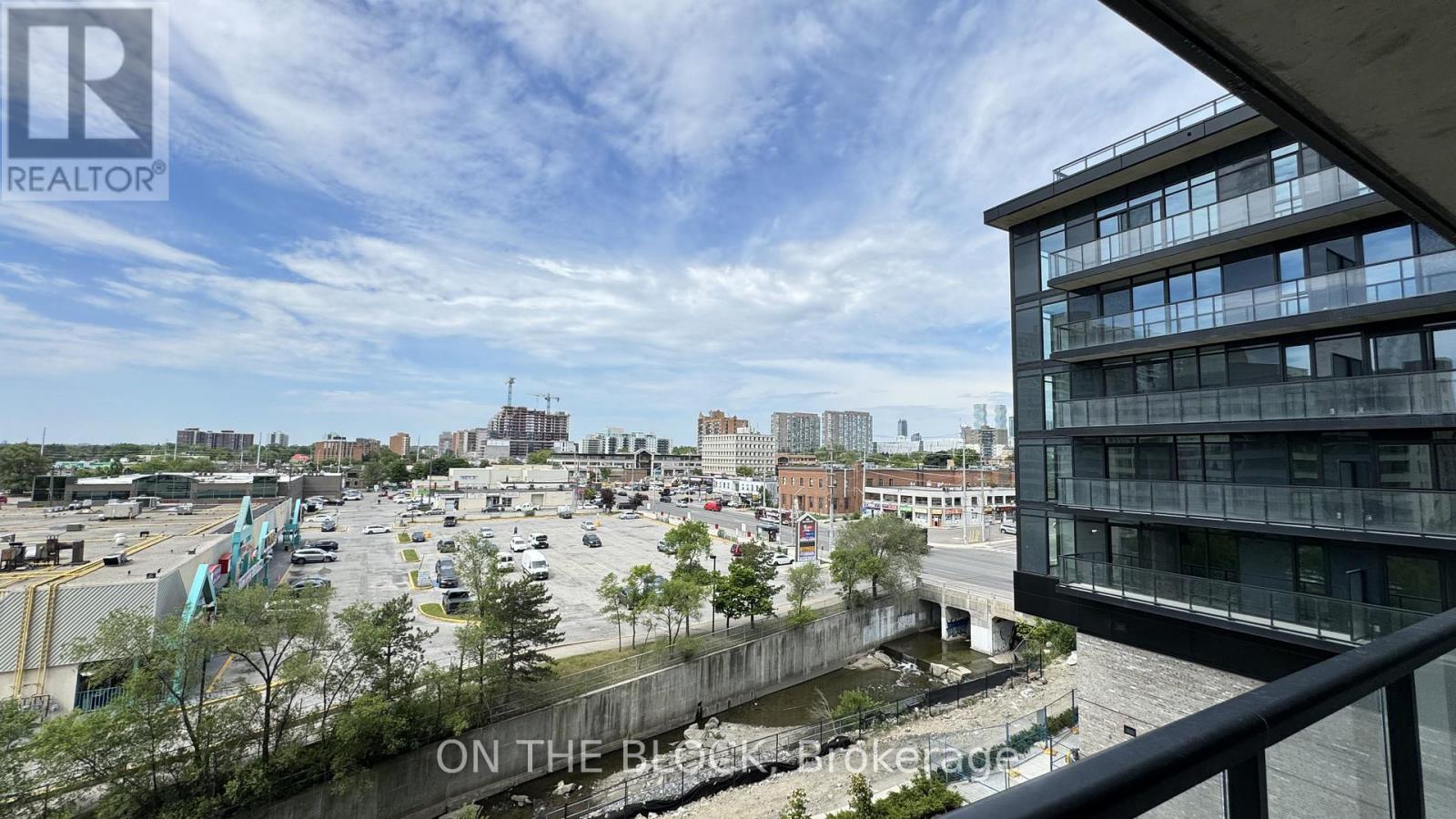 423 - 86 Dundas Street E, Mississauga, Ontario  L5A 1W4 - Photo 16 - W13172066