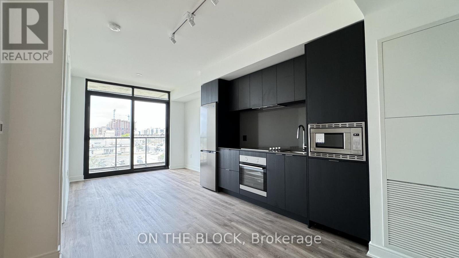 423 - 86 Dundas Street E, Mississauga, Ontario  L5A 1W4 - Photo 7 - W13172066