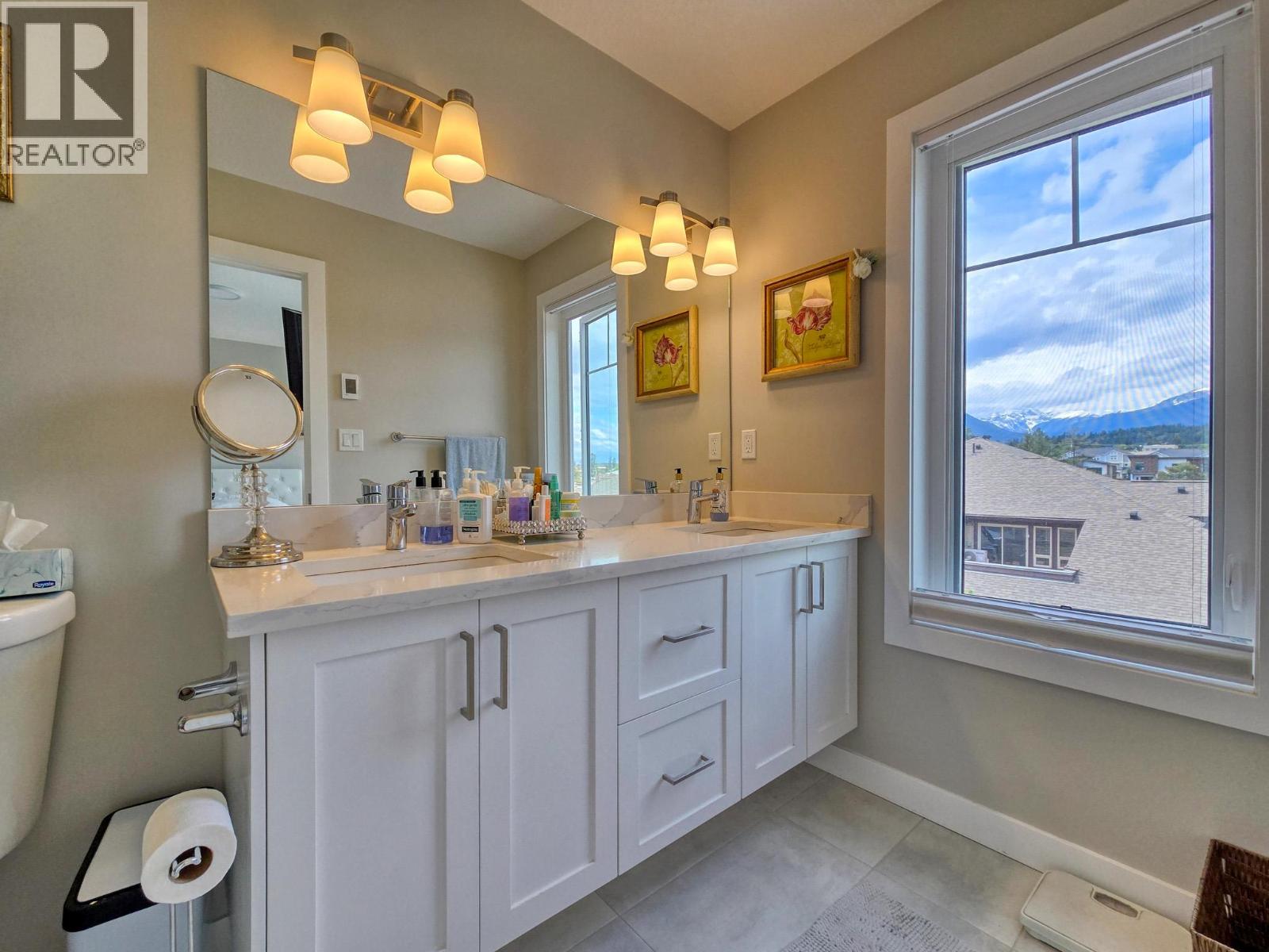 902 6th Avenue Unit# 3, Invermere, British Columbia  v0a 1k0 - Photo 28 - 10360918