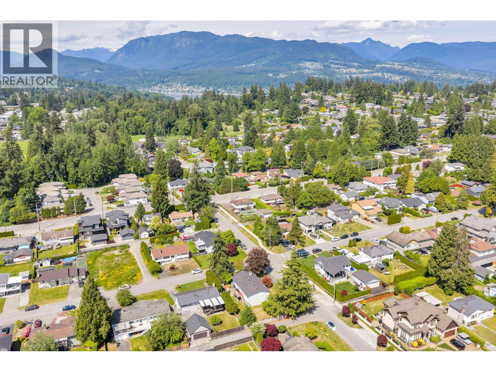 740 Townley Street, Coquitlam, British Columbia  V3J 4N3 - Photo 12 - R3124827