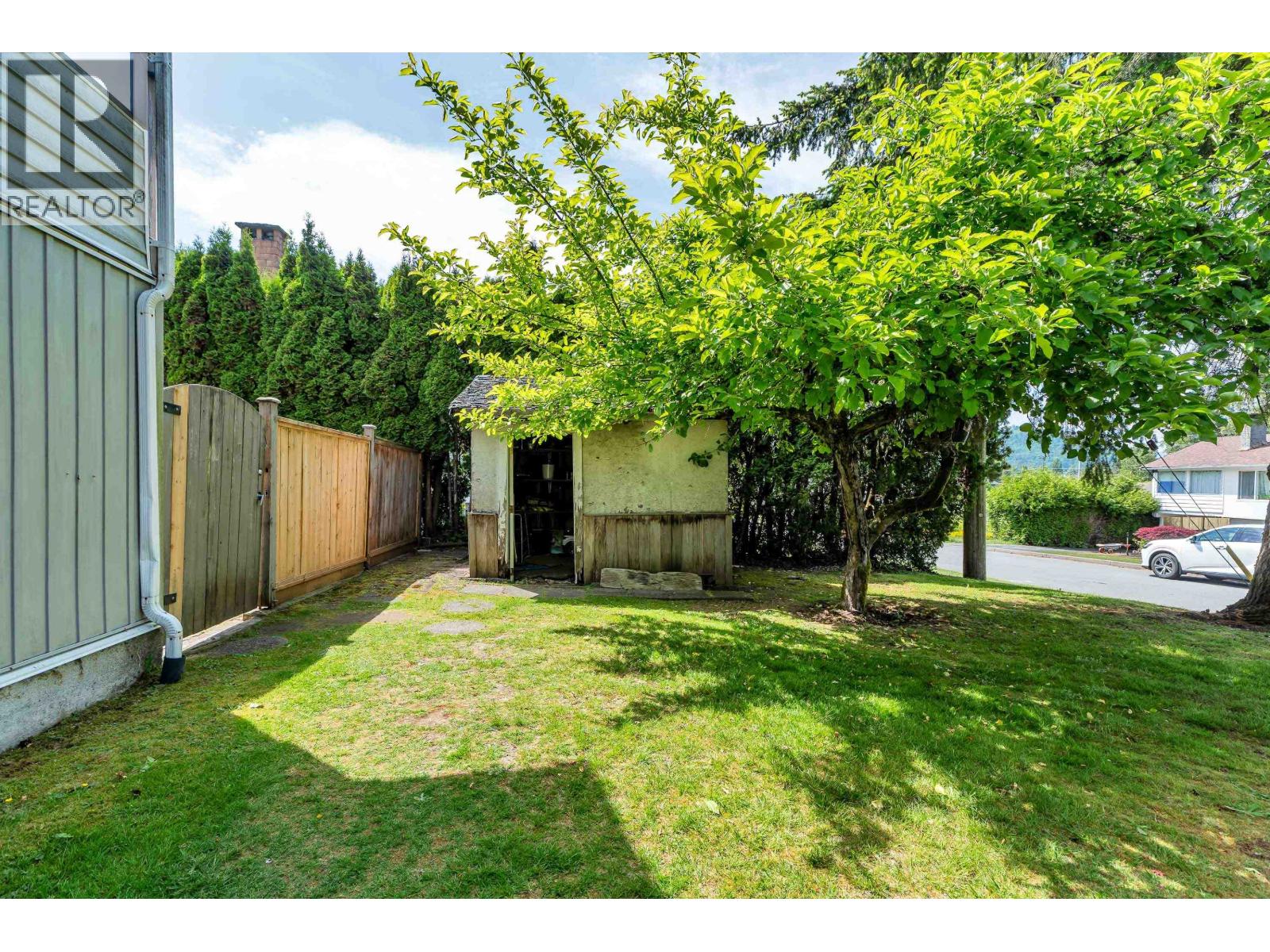 740 Townley Street, Coquitlam, British Columbia  V3J 4N3 - Photo 10 - R3124827