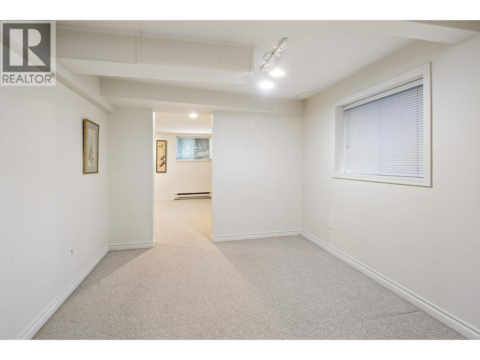 2211 Parker Street, Vancouver, British Columbia  V5L 2L8 - Photo 26 - R3127302