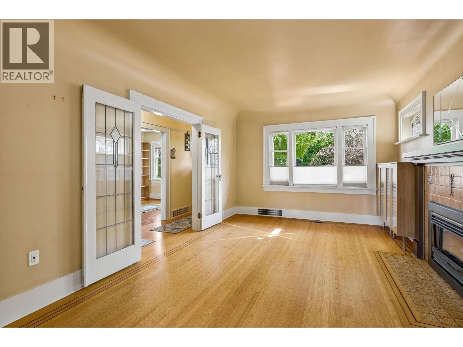 2211 Parker Street, Vancouver, British Columbia  V5L 2L8 - Photo 4 - R3127302