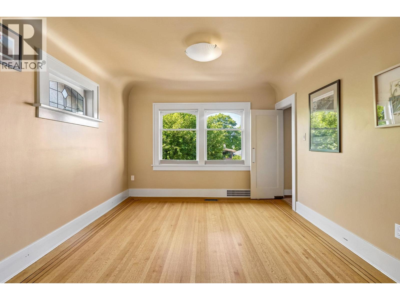 2211 Parker Street, Vancouver, British Columbia  V5L 2L8 - Photo 7 - R3127302