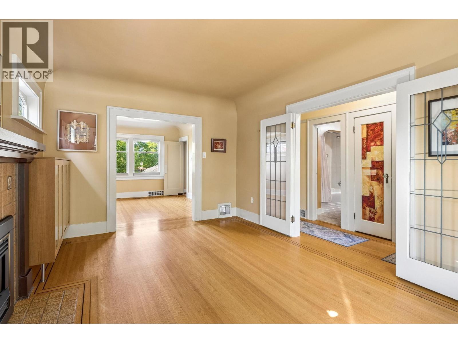 2211 Parker Street, Vancouver, British Columbia  V5L 2L8 - Photo 6 - R3127302