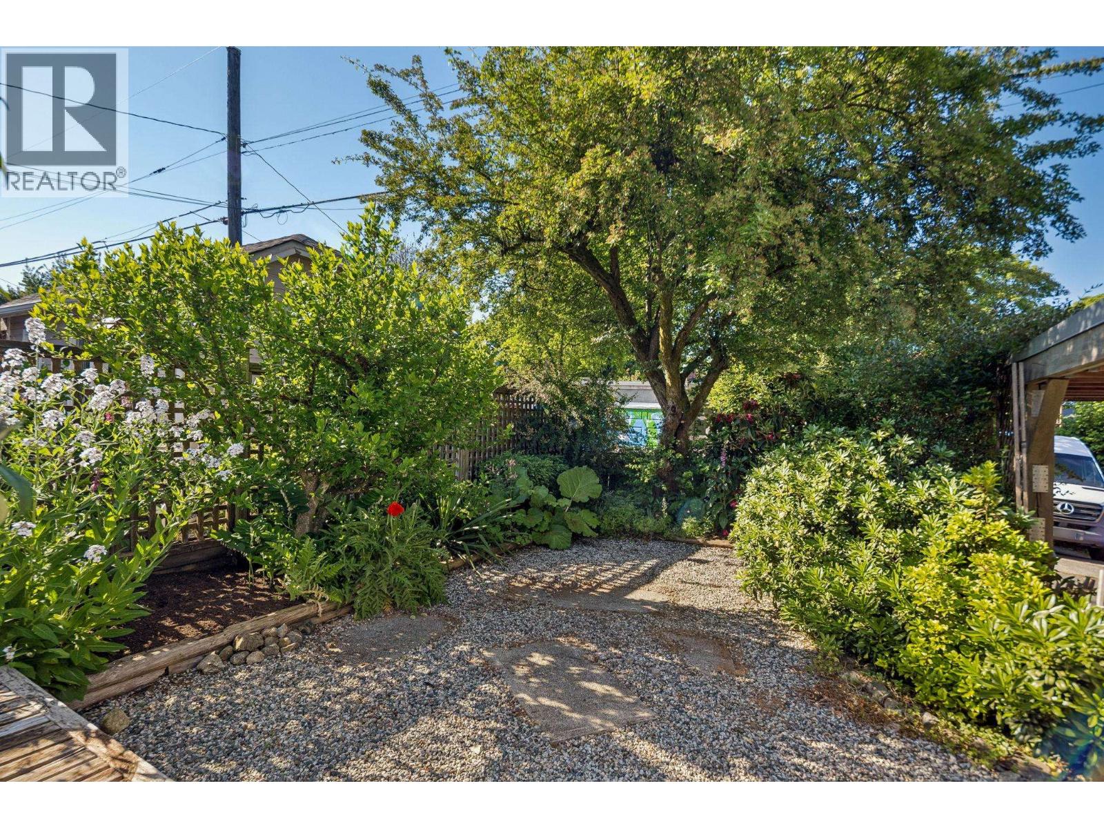 2211 Parker Street, Vancouver, British Columbia  V5L 2L8 - Photo 35 - R3127302