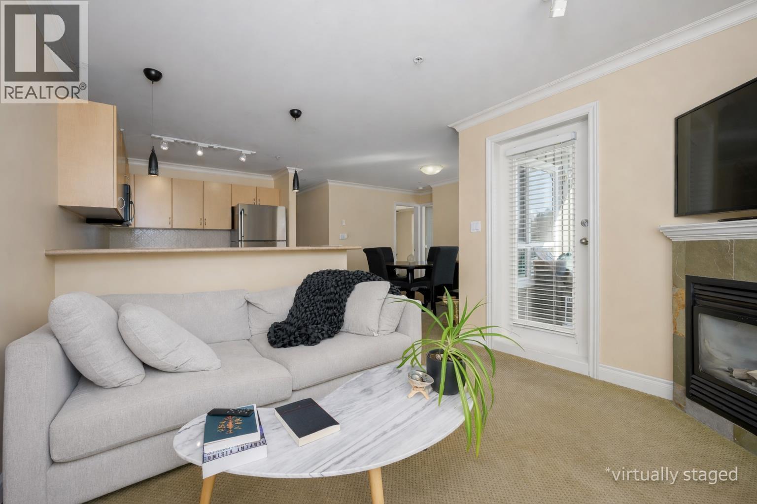 201 128 W 21st Street, North Vancouver, British Columbia V7M 1Y9 - Photo 4 - R3100116