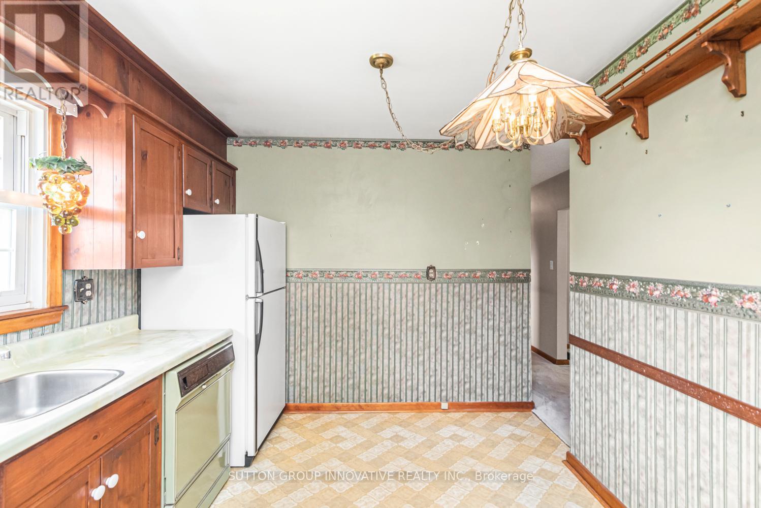 435 East 36th Street, Hamilton, Ontario  L8V 4A4 - Photo 10 - X13171878
