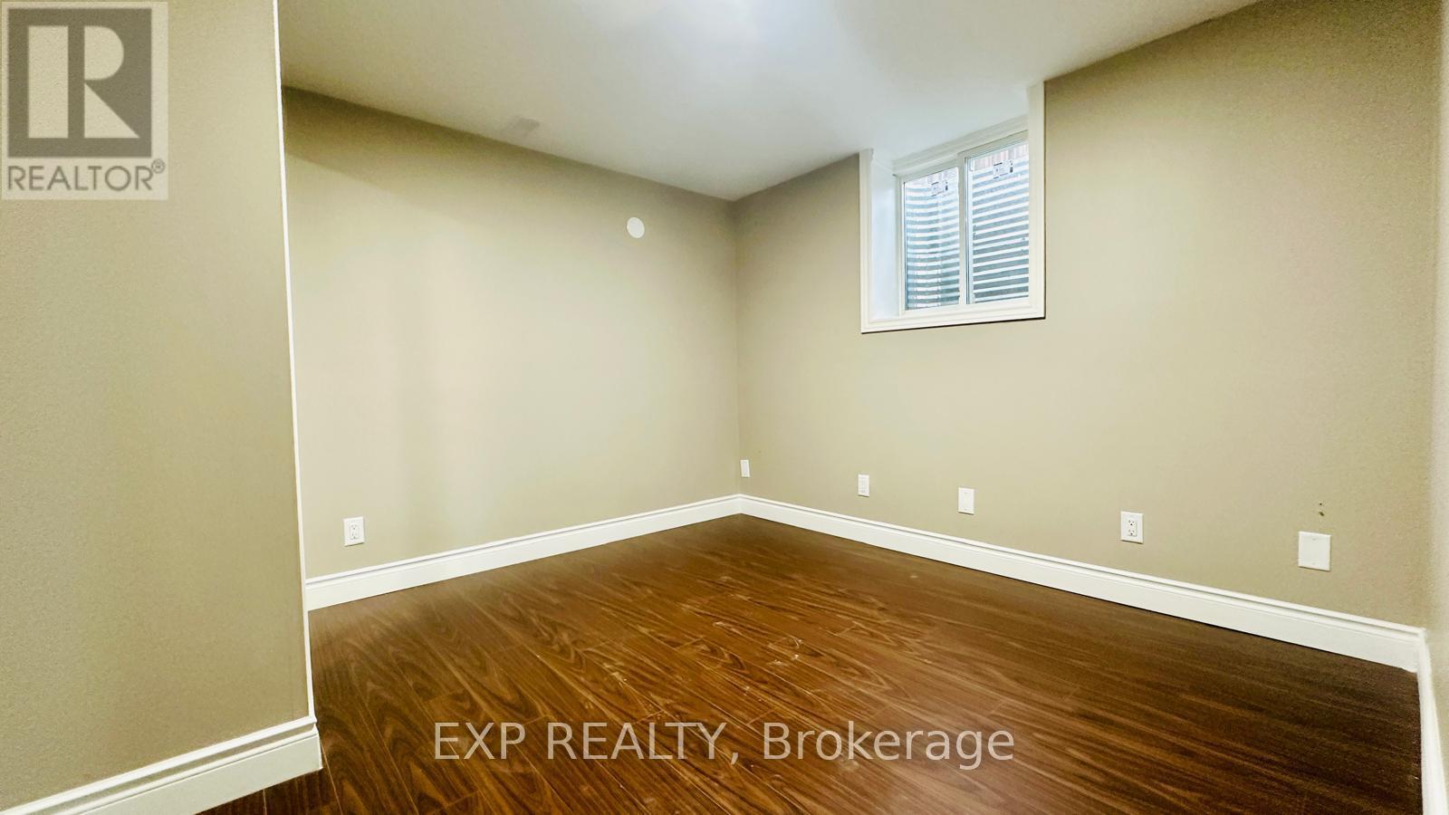 Lower - 287 Resurrection Drive, Kitchener, Ontario  N2N 3H4 - Photo 12 - X13171932