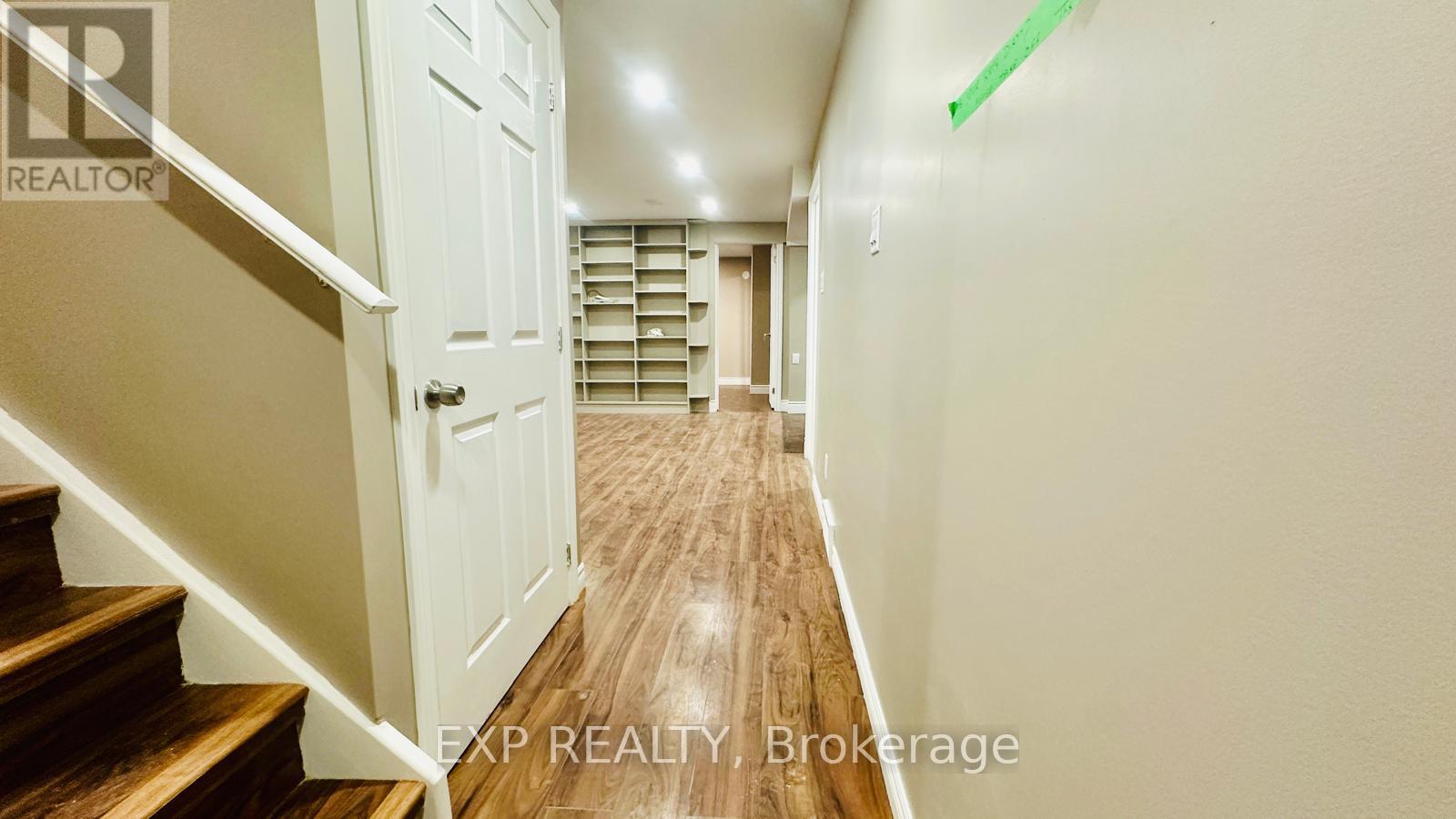 Lower - 287 Resurrection Drive, Kitchener, Ontario  N2N 3H4 - Photo 5 - X13171932