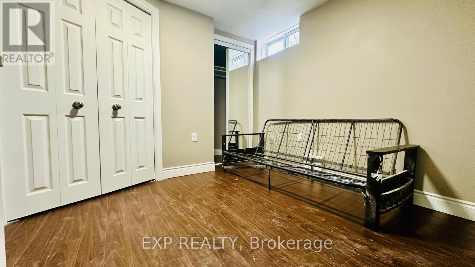 Lower - 287 Resurrection Drive, Kitchener, Ontario  N2N 3H4 - Photo 6 - X13171932