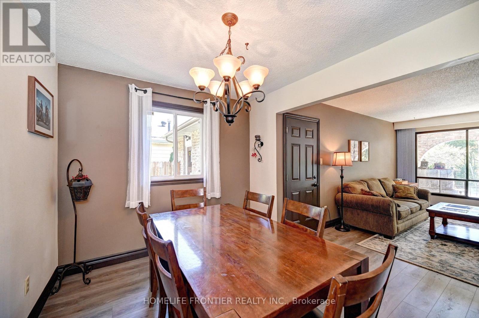 121 Forest Road, Brantford, Ontario  N3S 7L5 - Photo 6 - X13171934