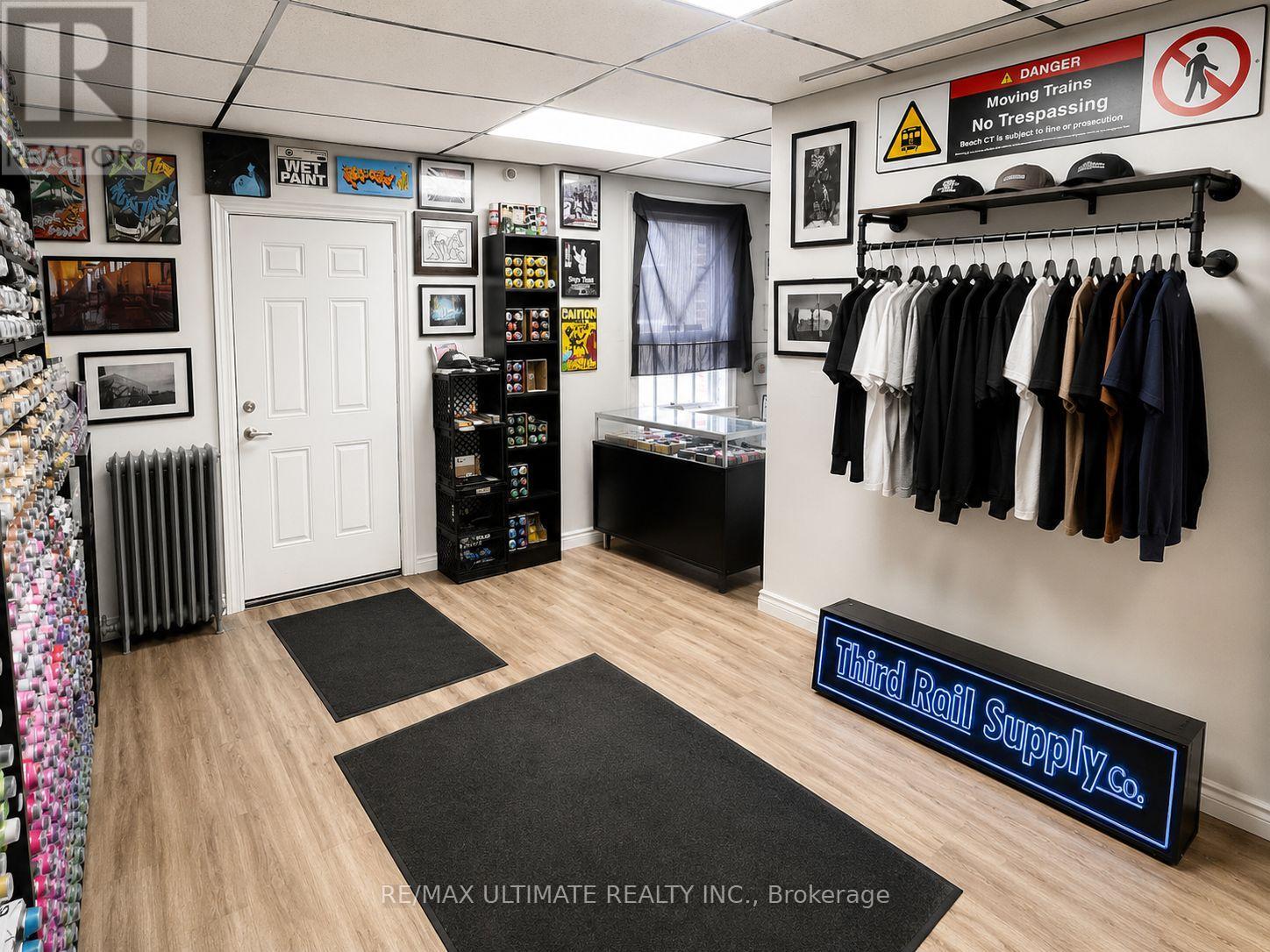 2nd Flr - 539 St Clair Avenue W, Toronto, Ontario  M6C 1A3 - Photo 3 - C13099136