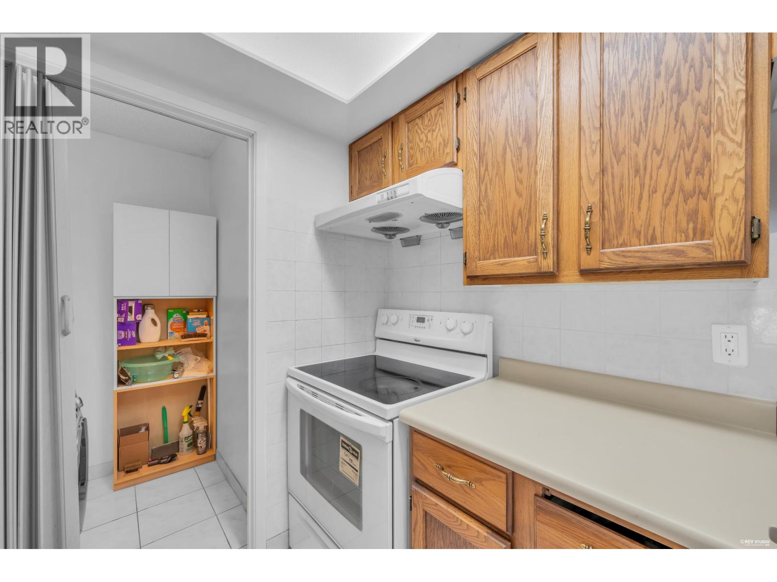 1104 6595 Willingdon Avenue, Burnaby, British Columbia  V5H 4E5 - Photo 12 - R3127638