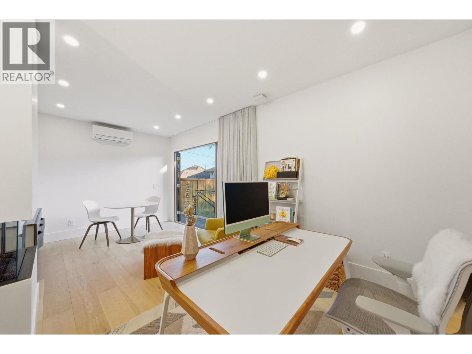 308 E 6th Street, North Vancouver, British Columbia  V7L 1P6 - Photo 33 - R3127641
