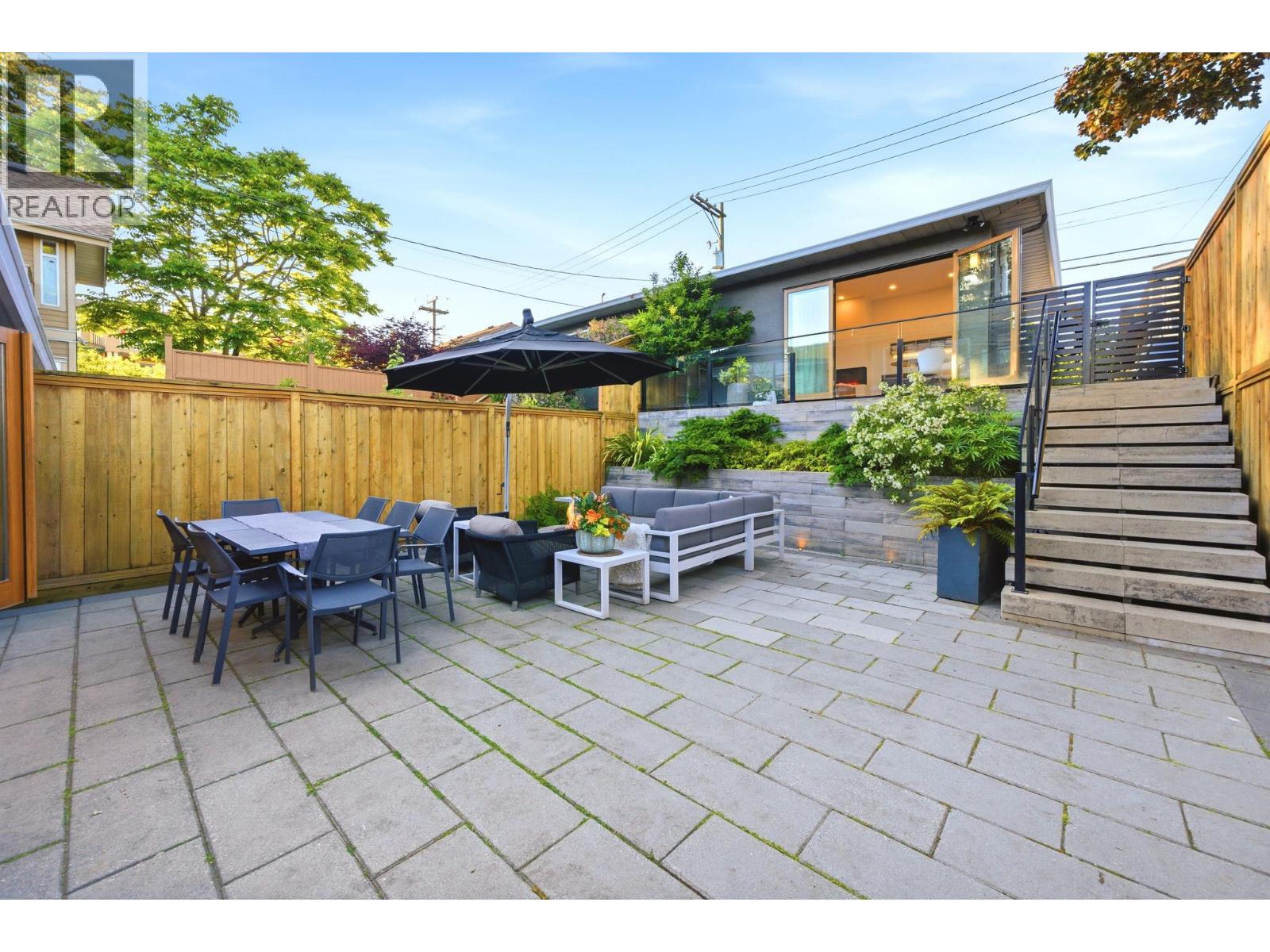 308 E 6th Street, North Vancouver, British Columbia  V7L 1P6 - Photo 9 - R3127641