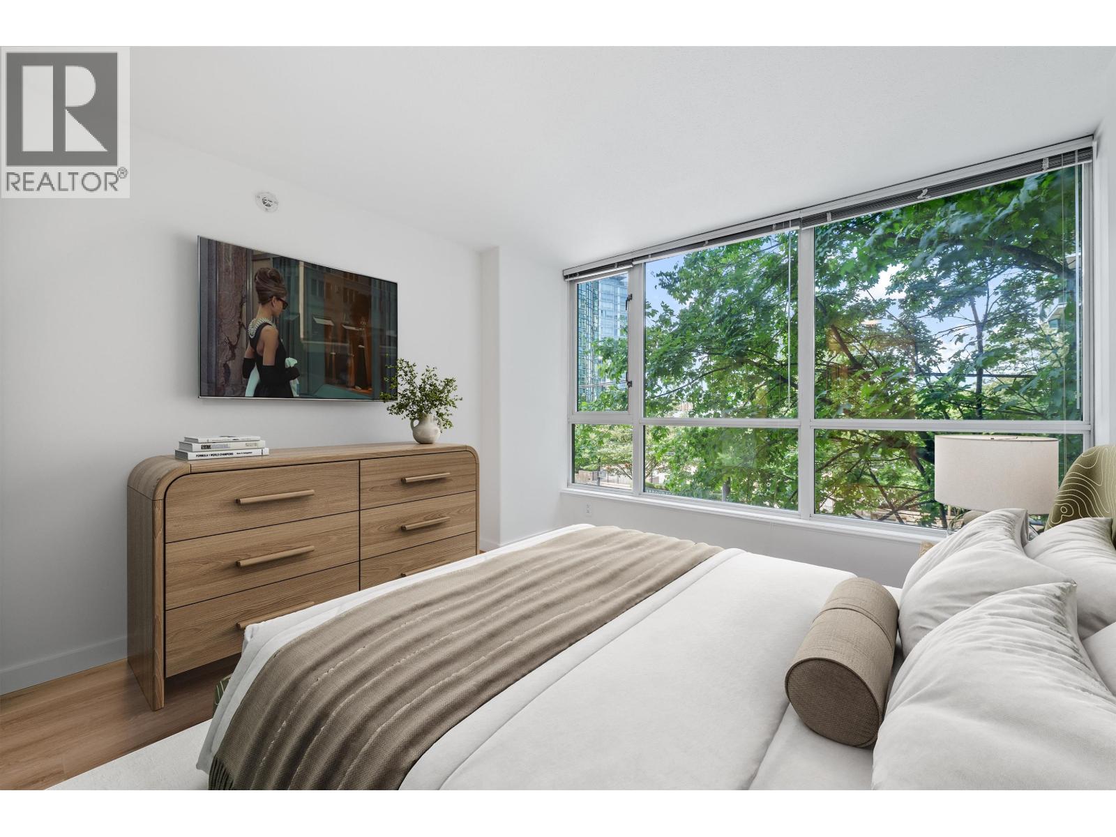 305 1328 W Pender Street, Vancouver, British Columbia V6E 4T1 - Photo 19 - R3127643