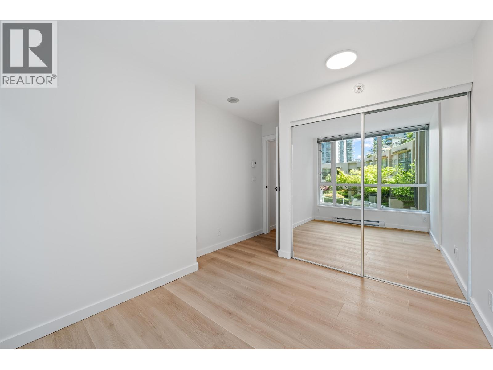 305 1328 W Pender Street, Vancouver, British Columbia V6E 4T1 - Photo 22 - R3127643